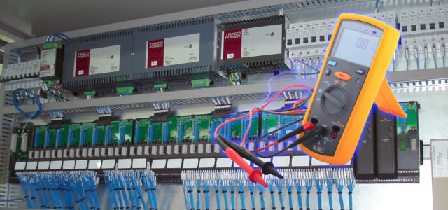 Elektromos mérnöki tevékenységek Témakörök: Épületvillamosság Villamos energiaátviteli és elosztó hálózatok Szünetmentes tápellátás Villámvédelem Túlfeszültség védelem Adatátviteli hálózatok Strukturált hálózatok Távközlési hálózatok Vagyonvédelmi hálózatok Épülethangosítás Tűzjelző hálózatok (alvállalkozó bevonásával) Világítástechnika Épületfelügyeleti […]